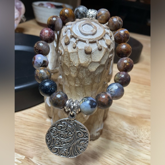 Pietersite (10 mm) with Silver Spacers and Charm. - Picture 1 of 11